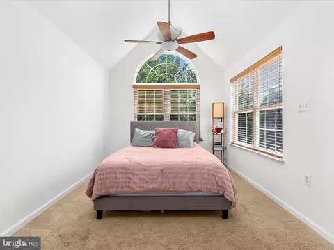 Bedroom - 930 Mosby Dr, Frederick, MD 21701 photo 6 of 10
