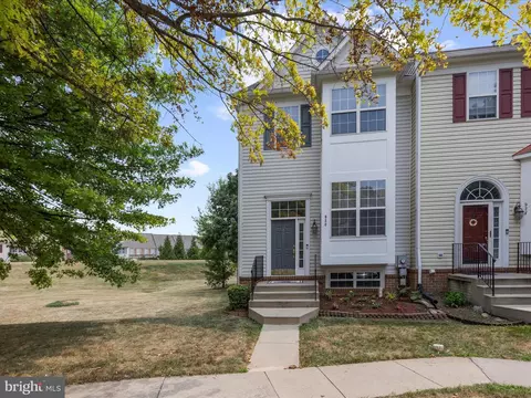 930 Mosby Dr, Frederick, MD 21701