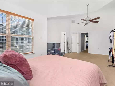 Bedroom - 930 Mosby Dr, Frederick, MD 21701 photo 7 of 10