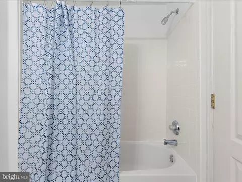 Bath - 930 Mosby Dr, Frederick, MD 21701 photo 7 of 7