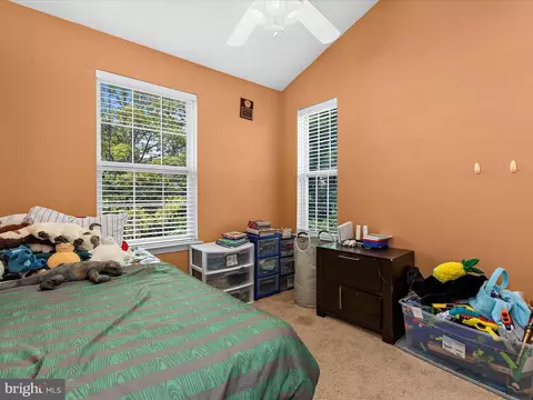 Bedroom - 930 Mosby Dr, Frederick, MD 21701 photo 3 of 10