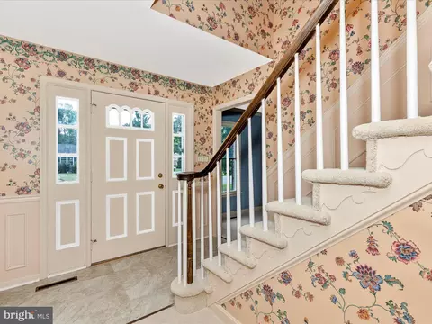 Entry Way - 8107 Clearfield Rd, Frederick, MD 21702 photo 2 of 5