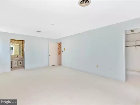 Bedroom - 8107 Clearfield Rd, Frederick, MD 21702 photo 5 of 12