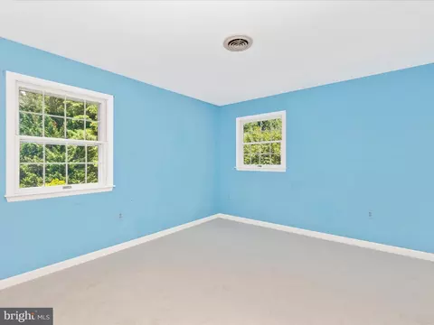 Bedroom - 8107 Clearfield Rd, Frederick, MD 21702 photo 10 of 12