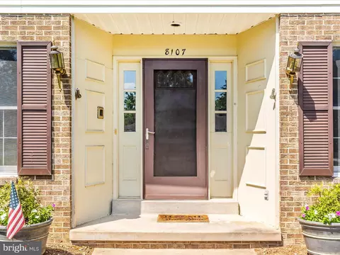 Entry Way - 8107 Clearfield Rd, Frederick, MD 21702 photo 1 of 5