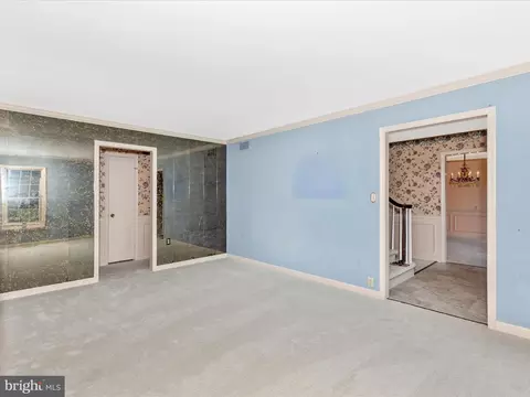 Living - 8107 Clearfield Rd, Frederick, MD 21702 photo 1 of 7