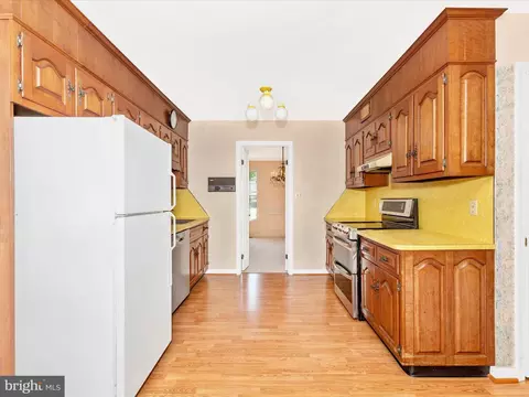 Kitchen - 8107 Clearfield Rd, Frederick, MD 21702 photo 2 of 3