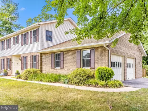 Exterior - 8107 Clearfield Rd, Frederick, MD 21702 photo 11 of 12