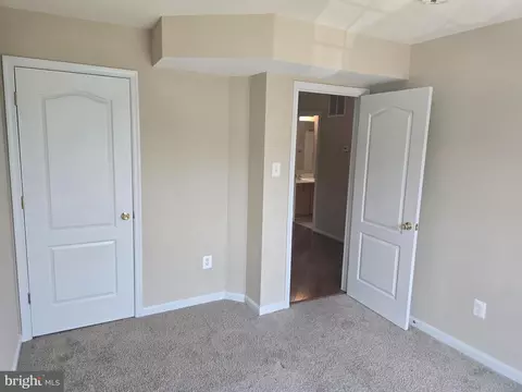 Bedroom - 102 Royal Bonnet Pl, Frederick, MD 21702 photo 1 of 3