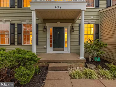 Exterior - 432 Delaware Rd, Frederick, MD 21701 photo 11 of 24