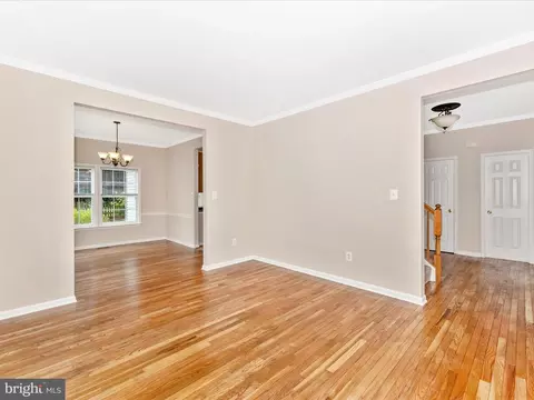 Living - 432 Delaware Rd, Frederick, MD 21701 photo 2 of 6