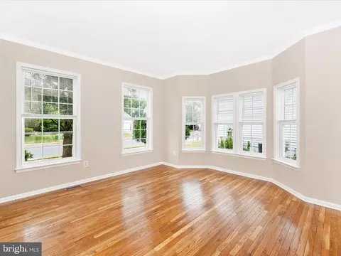 Living - 432 Delaware Rd, Frederick, MD 21701 photo 1 of 6