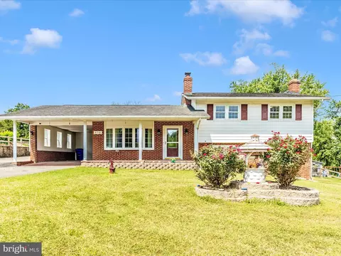 5718 Mains Ln, Frederick, MD 21704