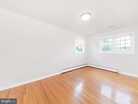 Bedroom - 5718 Mains Ln, Frederick, MD 21704 photo 5 of 6