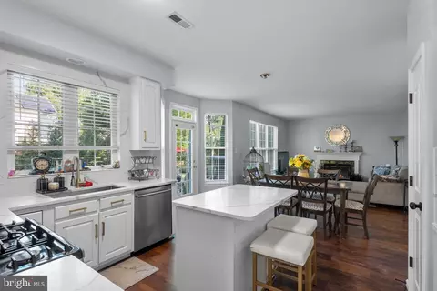 1714 Dearbought Dr, Frederick, MD 21701 photo 13