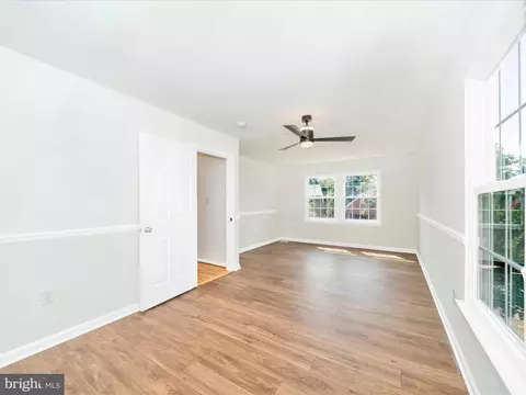 Living - 1764 Algonquin Rd, Frederick, MD 21701 photo 6 of 7