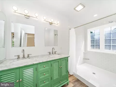 Bath - 1764 Algonquin Rd, Frederick, MD 21701 photo 1 of 4