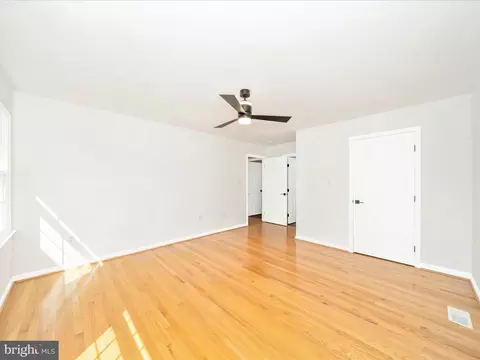 Bedroom - 1764 Algonquin Rd, Frederick, MD 21701 photo 3 of 5