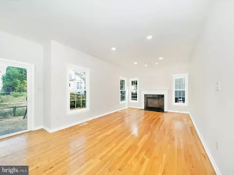 Living - 1764 Algonquin Rd, Frederick, MD 21701 photo 3 of 7