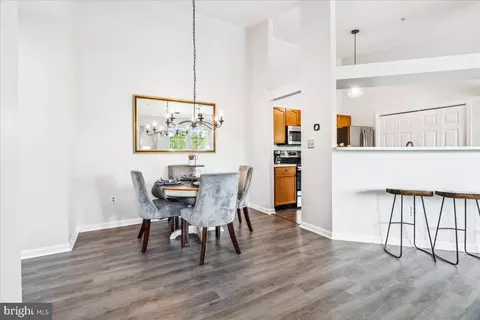 Dining - 8206 Blue Heron Dr #3D, Frederick, MD 21701 photo 3 of 3