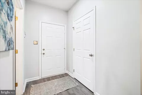 Entry Way - 8206 Blue Heron Dr #3D, Frederick, MD 21701 photo 3 of 5