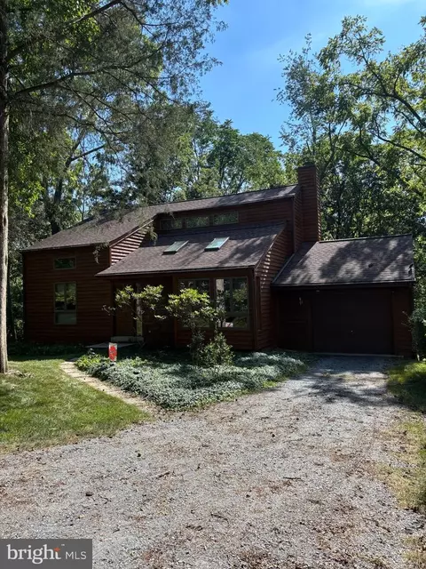 10296 Quail Trl, New Market, MD 21774
