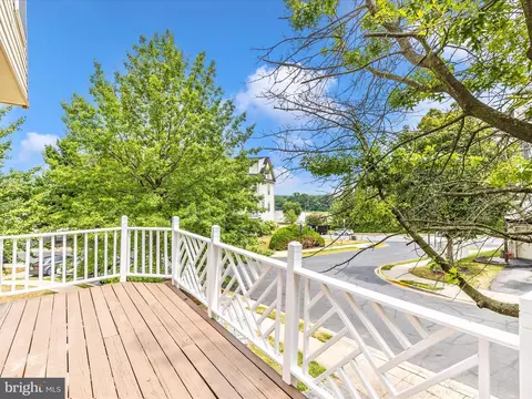 Exterior - 579 Eisenhower Dr, Frederick, MD 21703 photo 4 of 15