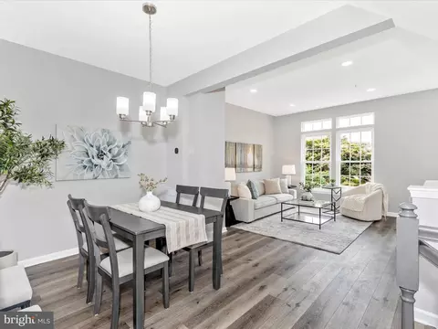 Dining - 579 Eisenhower Dr, Frederick, MD 21703 photo 2 of 3