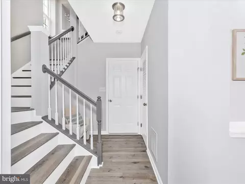 Entry Way - 579 Eisenhower Dr, Frederick, MD 21703 photo 2 of 6