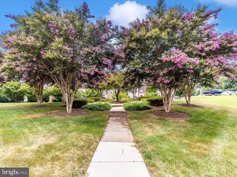 Exterior - 579 Eisenhower Dr, Frederick, MD 21703 photo 11 of 15