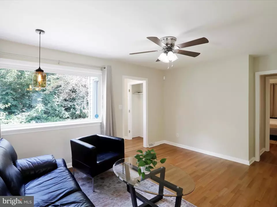 Living - 6615 Mountaindale Rd, Thurmont, MD 21788 photo 1 of 5