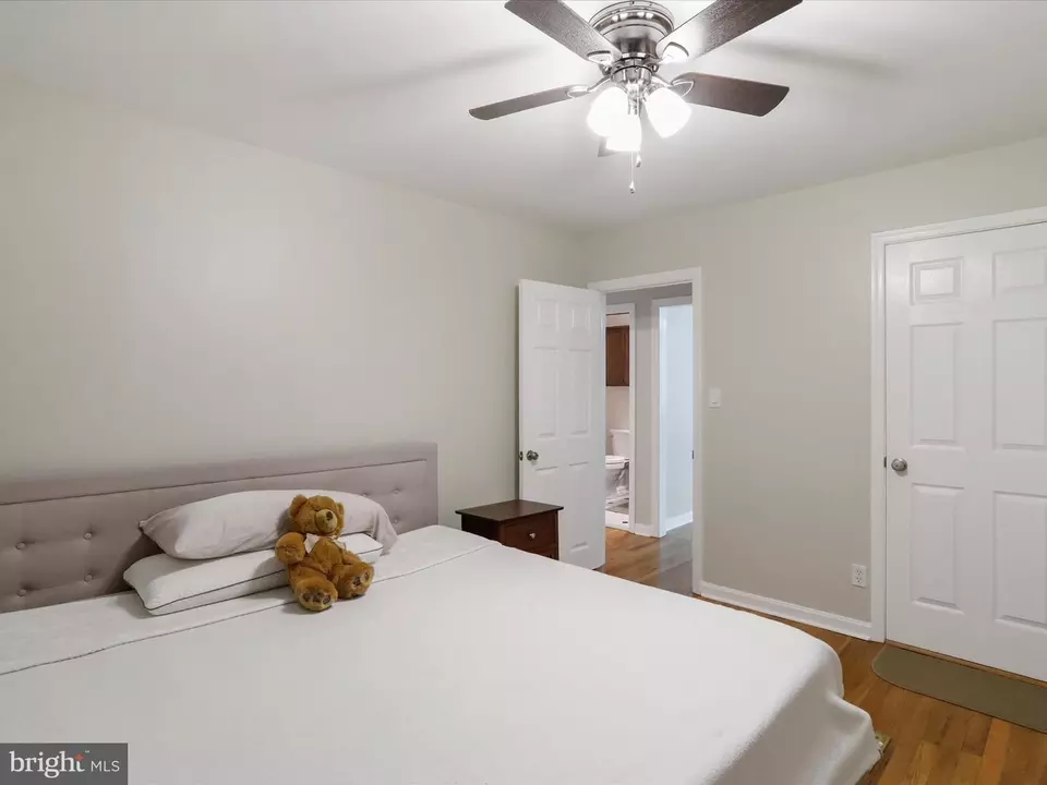 Bedroom - 6615 Mountaindale Rd, Thurmont, MD 21788 photo 2 of 5