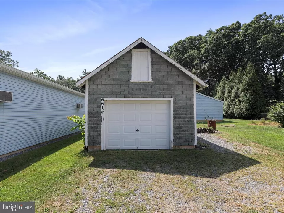 Exterior - 6615 Mountaindale Rd, Thurmont, MD 21788 photo 9 of 10