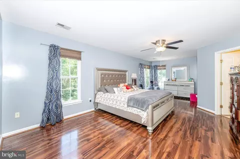Bedroom - 2102 Walnut Ridge Ct, Frederick, MD 21702 photo 2 of 7