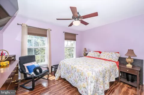 Bedroom - 2102 Walnut Ridge Ct, Frederick, MD 21702 photo 4 of 7