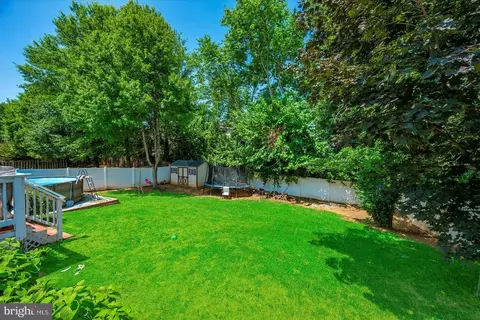 Exterior - 2102 Walnut Ridge Ct, Frederick, MD 21702 photo 4 of 6