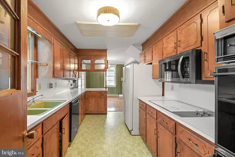 Kitchen - 107 Broad St, Middletown, MD 21769 photo 1 of 1