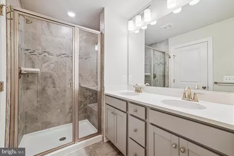 Bath - 7130 Mchenry Mews, Frederick, MD 21703 photo 1 of 1