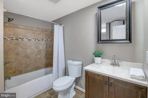 Bath - 7025 Hames Ct, Frederick, MD 21703 photo 1 of 2