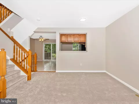 5220 Earles Ct, Frederick, MD 21703 photo 3