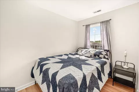 Bedroom - 505 Sylvan Ct, Frederick, MD 21703 photo 6 of 6