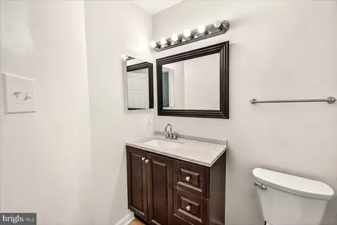 Bath - 505 Sylvan Ct, Frederick, MD 21703 photo 3 of 3
