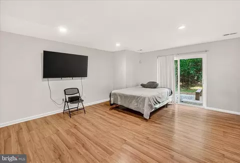 Bedroom - 505 Sylvan Ct, Frederick, MD 21703 photo 2 of 6