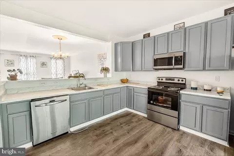 Kitchen - 505 Sylvan Ct, Frederick, MD 21703 photo 1 of 1