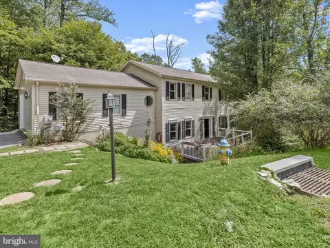 9739 Woodcliff Ct, New Market, MD 21774