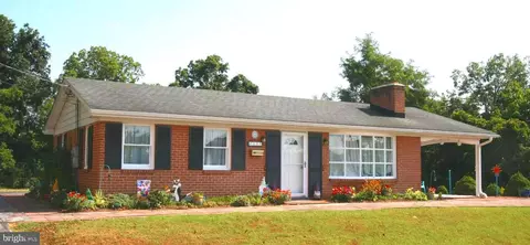 105 W C St, Brunswick, MD 21716