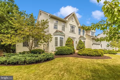 Exterior - 6332 Spring Forest Rd, Frederick, MD 21701 photo 2 of 17