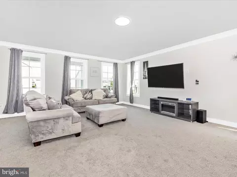 1807 Fairway Ln, Frederick, MD 21702 photo 5