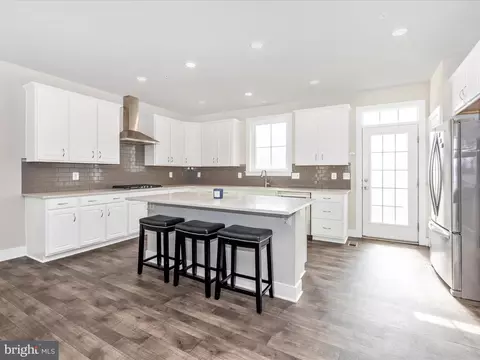 1807 Fairway Ln, Frederick, MD 21702 photo 8