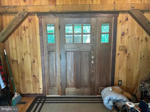 Entry Way - 14301 Tower Rd, Smithsburg, MD 21783 photo 4 of 20